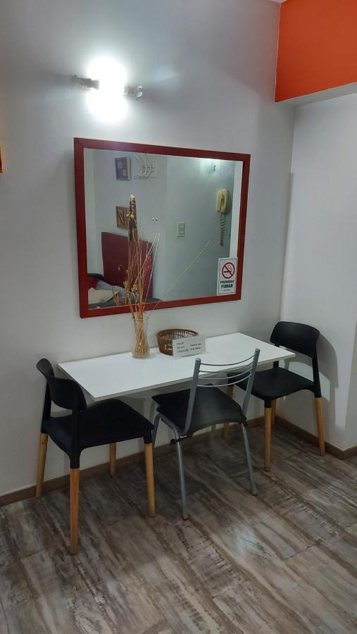 شقة Departamento En Microcentro بوينس آيرس المظهر الخارجي الصورة
