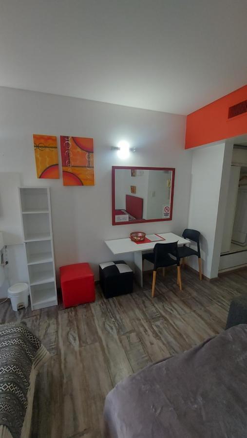 شقة Departamento En Microcentro بوينس آيرس المظهر الخارجي الصورة